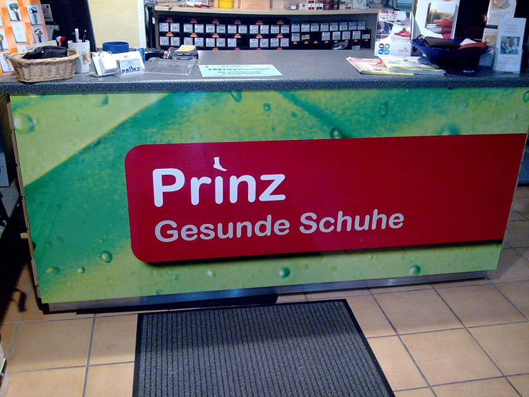 Prinz Schuhe 01.jpg